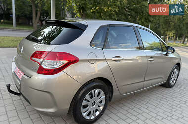 Хэтчбек Citroen C4 2011 в 