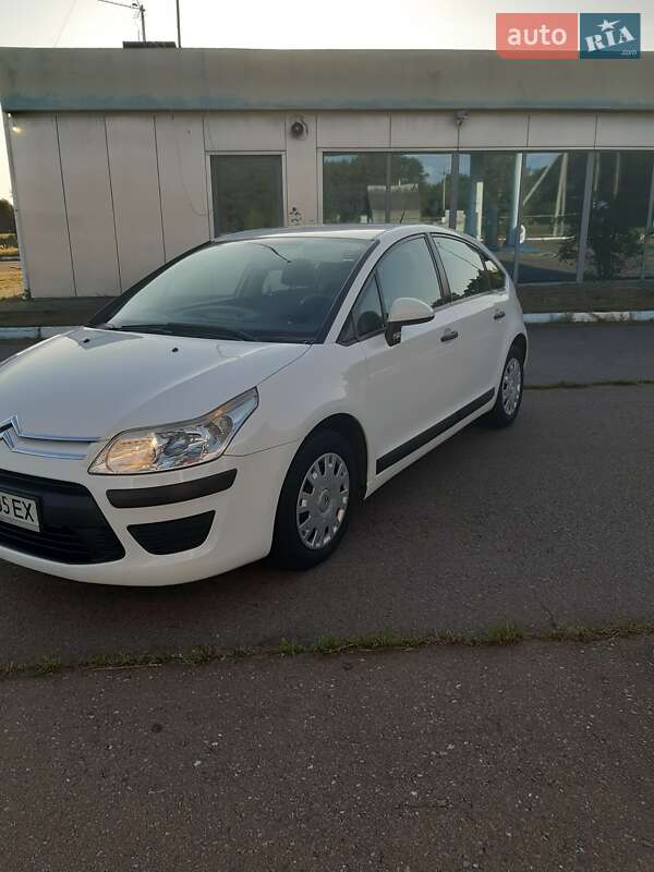 Хэтчбек Citroen C4 2009 в Костополе