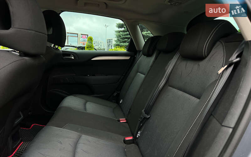 Хэтчбек Citroen C4 2011 в Львове