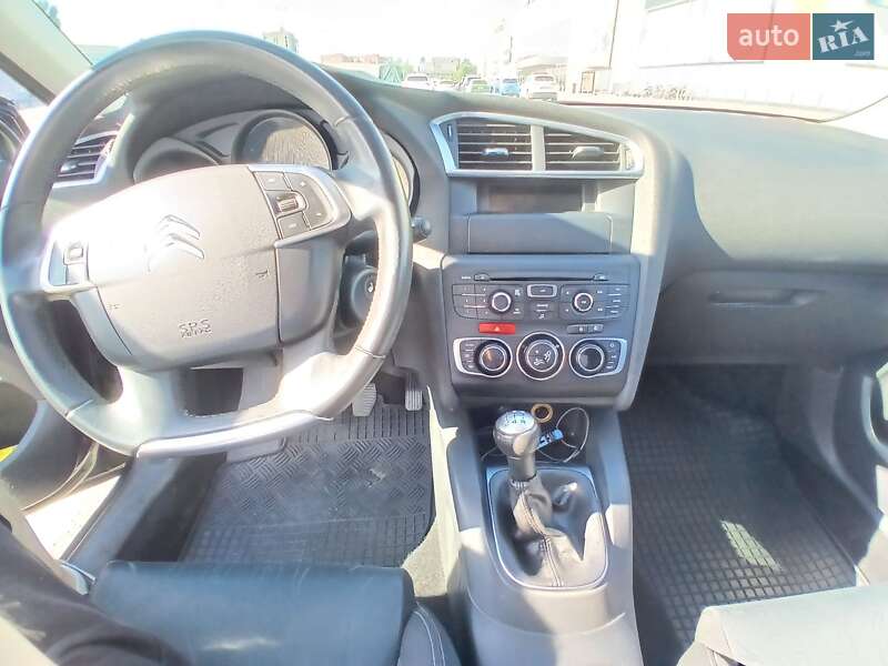 Хэтчбек Citroen C4 2011 в Полтаве