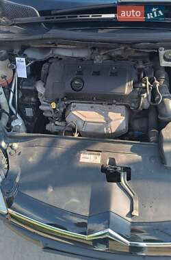 Хэтчбек Citroen C4 2008 в 