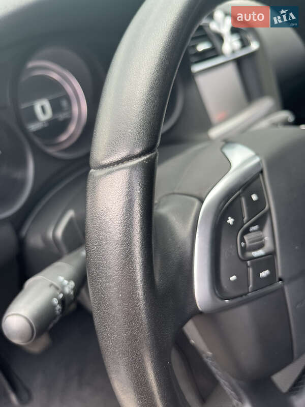 Хэтчбек Citroen C4 2017 в Полтаве
