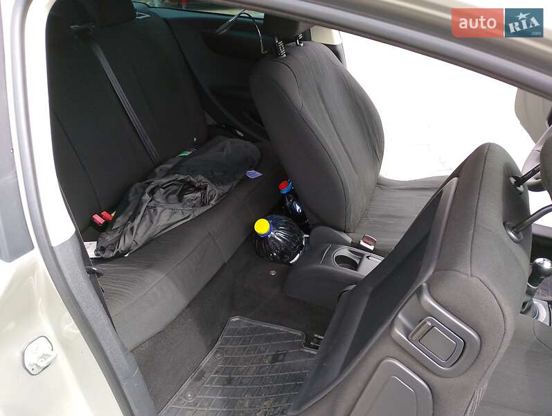 Купе Citroen C4 2008 в Черновцах