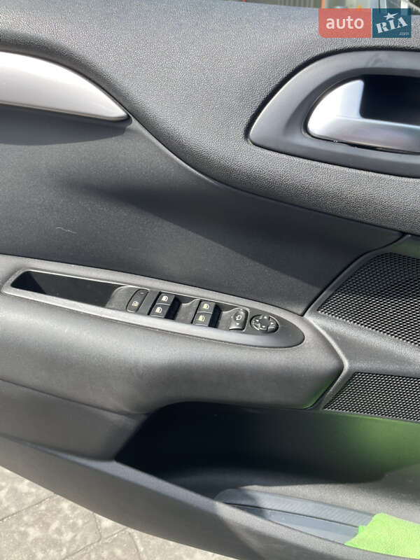 Хэтчбек Citroen C4 2011 в Львове фото 16 Хэтчбек Citroen C4 2011 в Львове