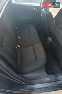 Хетчбек Citroen C4 2012 в  фото 6 Хетчбек Citroen C4 2012 в
