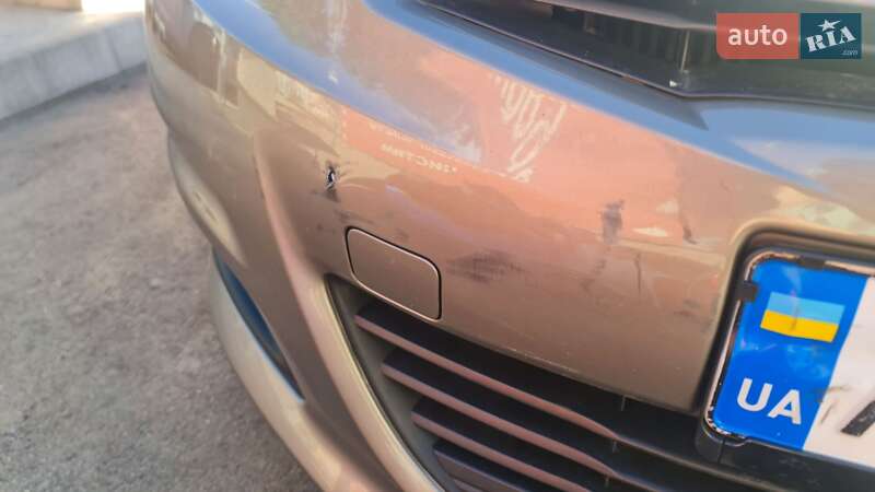 Хэтчбек Citroen C4 2016 в Киеве