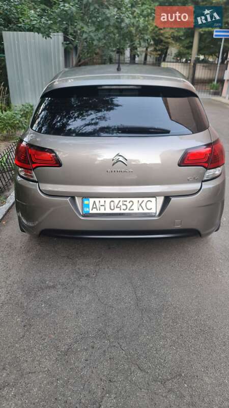 Хэтчбек Citroen C4 2016 в Киеве