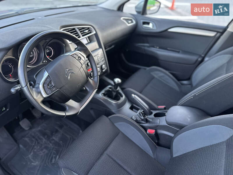 Хэтчбек Citroen C4 2016 в Киеве фото 21 Хэтчбек Citroen C4 2016 в Киеве