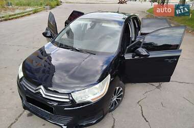 Хетчбек Citroen C4 2012 в 