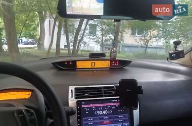 Хетчбек Citroen C4 2006 в 