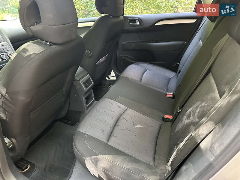 Хэтчбек Citroen C4 2012 в Львове фото 14 Хэтчбек Citroen C4 2012 в Львове