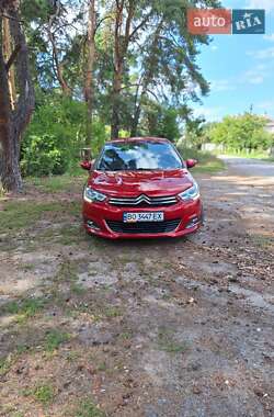 Хэтчбек Citroen C4 2017 в 
