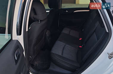 Хэтчбек Citroen C4 2013 в 