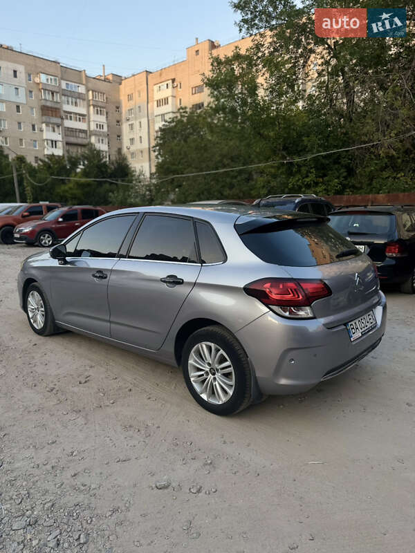 Хэтчбек Citroen C4 2017 в Кропивницком