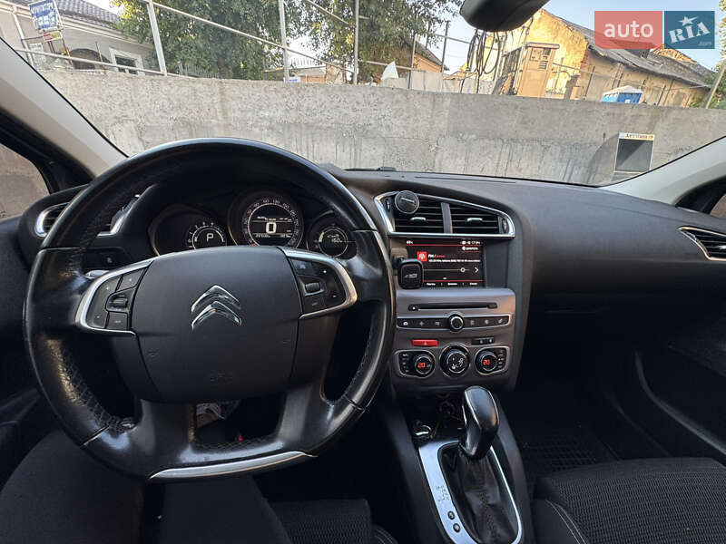 Хэтчбек Citroen C4 2017 в Кропивницком