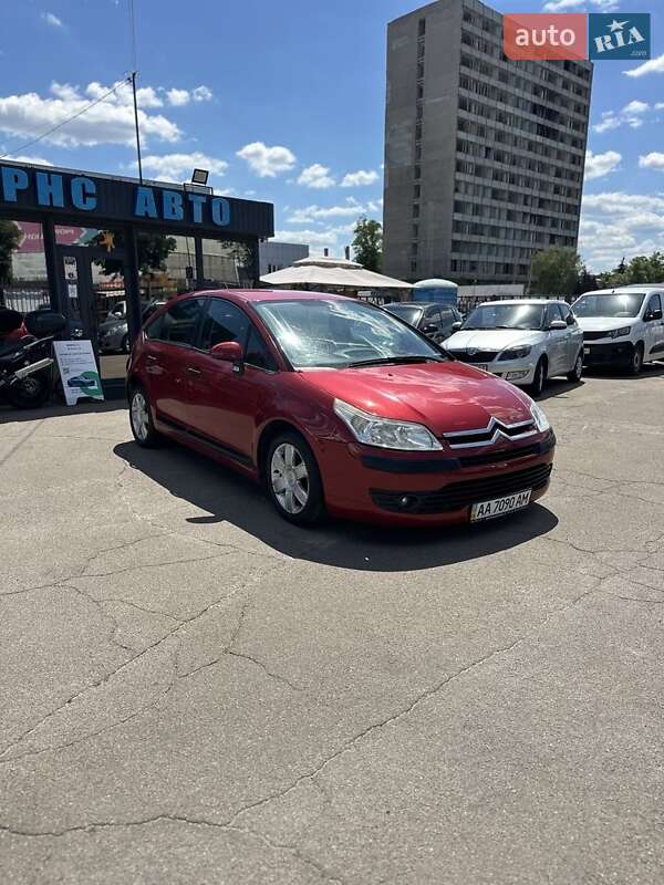 Хэтчбек Citroen C4 2006 в 