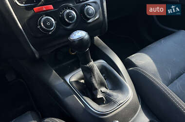 Хэтчбек Citroen C4 2012 в 
