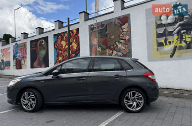 Хэтчбек Citroen C4 2012 в 