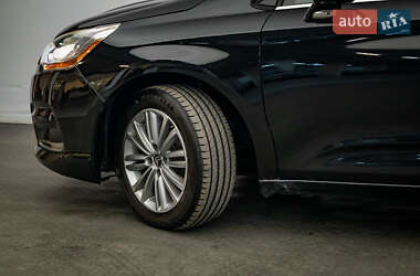 Хэтчбек Citroen C4 2013 в 