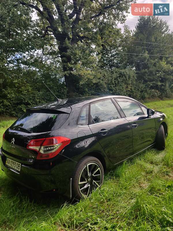 Хэтчбек Citroen C4 2013 в Киеве