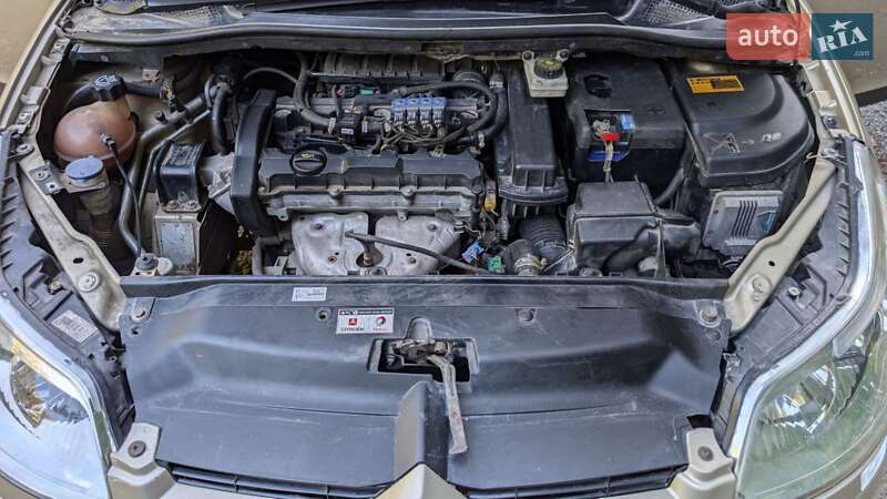 Хэтчбек Citroen C4 2006 в Галиче