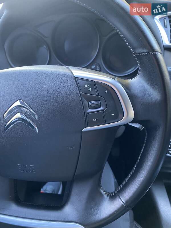 Хетчбек Citroen C4 2011 в Полтаві фото 13 Хетчбек Citroen C4 2011 в Полтаві