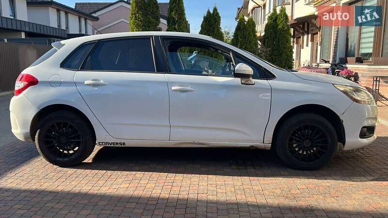Хэтчбек Citroen C4 2013 в Киеве