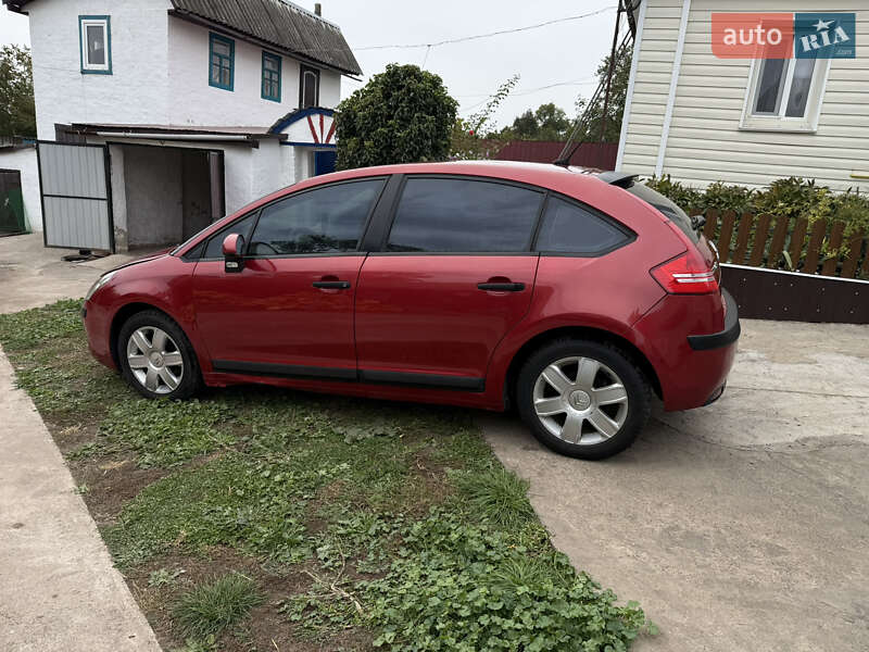 Хэтчбек Citroen C4 2006 в Прилуках