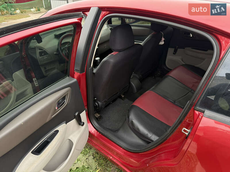 Хэтчбек Citroen C4 2006 в Прилуках