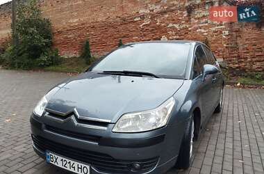 Хетчбек Citroen C4 2004 в  фото 7 Хетчбек Citroen C4 2004 в