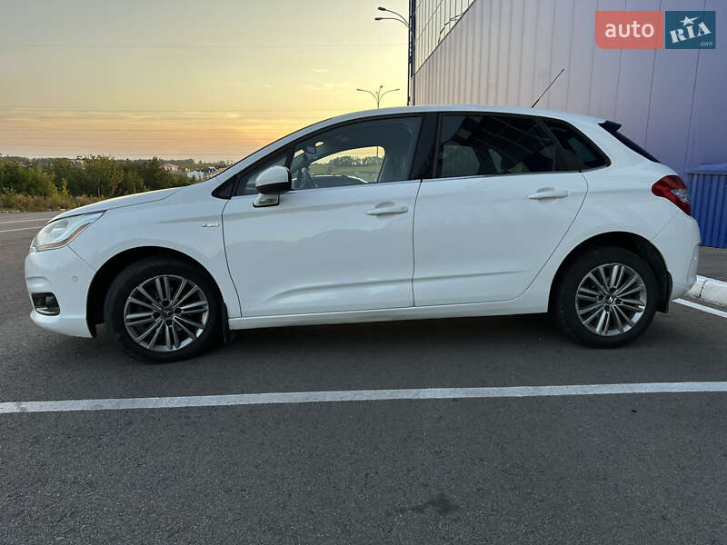 Хэтчбек Citroen C4 2012 в Ровно