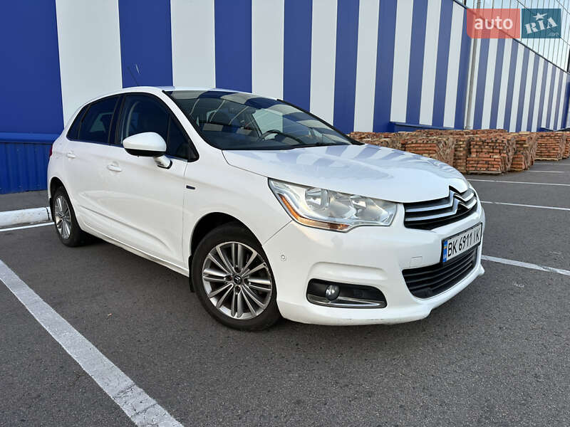 Хэтчбек Citroen C4 2012 в Ровно