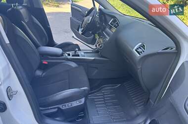 Хэтчбек Citroen C4 2013 в 