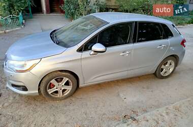 Хэтчбек Citroen C4 2011 в 