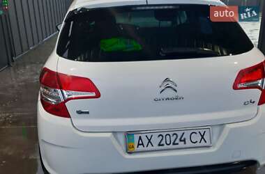 Седан Citroen C4 2012 в  фото 14 Седан Citroen C4 2012 в