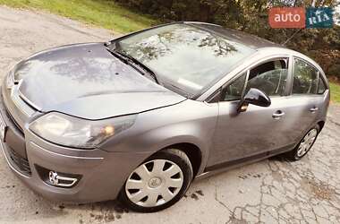 Хэтчбек Citroen C4 2009 в 