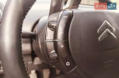Хэтчбек Citroen C4 2009 в 