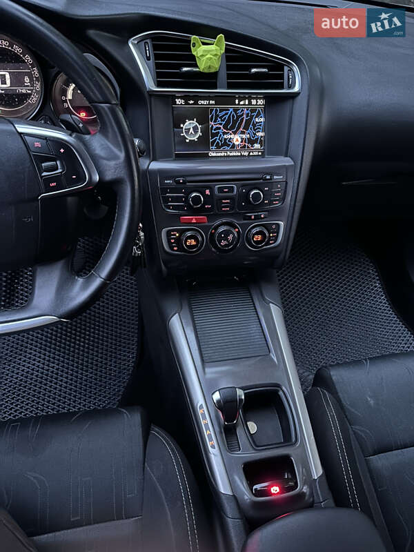 Хэтчбек Citroen C4 2013 в Хмельницком