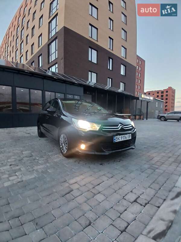 Хетчбек Citroen C4 2012 в Нетішині