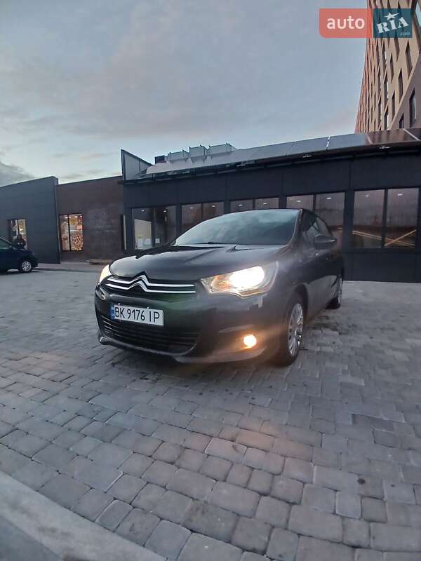 Хетчбек Citroen C4 2012 в Нетішині