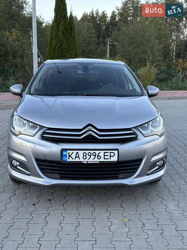 Хэтчбек Citroen C4 2017 в Киеве