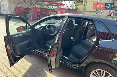 Хэтчбек Citroen C4 2012 в 