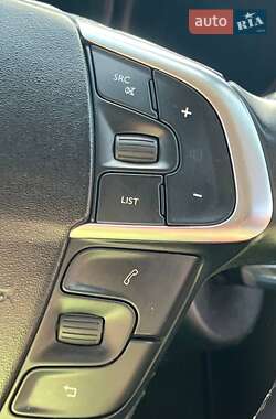 Хэтчбек Citroen C4 2012 в 