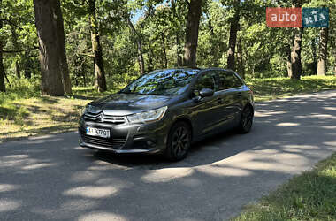 Хэтчбек Citroen C4 2012 в 