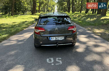 Хэтчбек Citroen C4 2012 в 