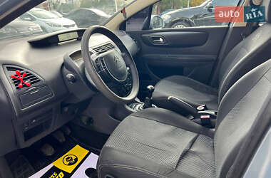 Хэтчбек Citroen C4 2006 в 