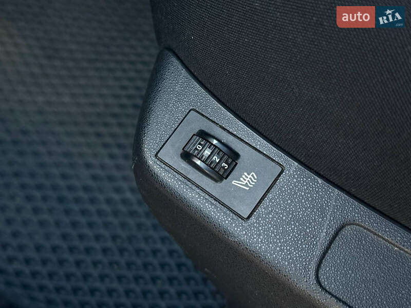 Хетчбек Citroen C4 2012 в Києві