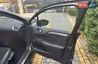 Хетчбек Citroen C4 2011 в 