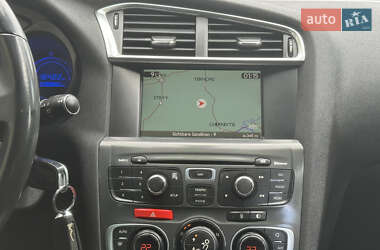 Хетчбек Citroen C4 2011 в 
