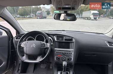 Хэтчбек Citroen C4 2016 в 